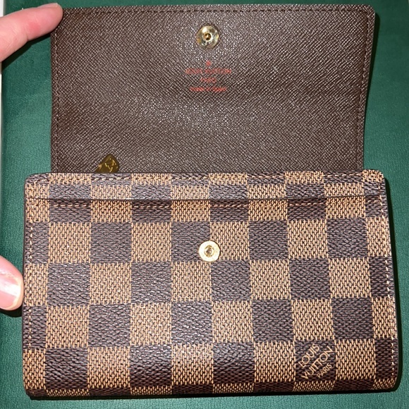 Louis Vuitton Wallet Damier Canvas - Picture 3 of 15